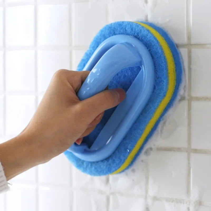 Escova para limpeza doméstica com alça